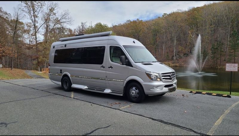 Picture 3/18 of a 2015 Winnebago Era 170C for sale in Burlington, North Carolina