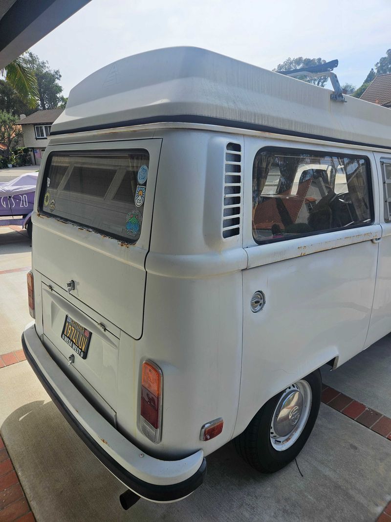 Picture 3/7 of a 1974 VW Riviera Camper Van for sale in Fountain Valley, California