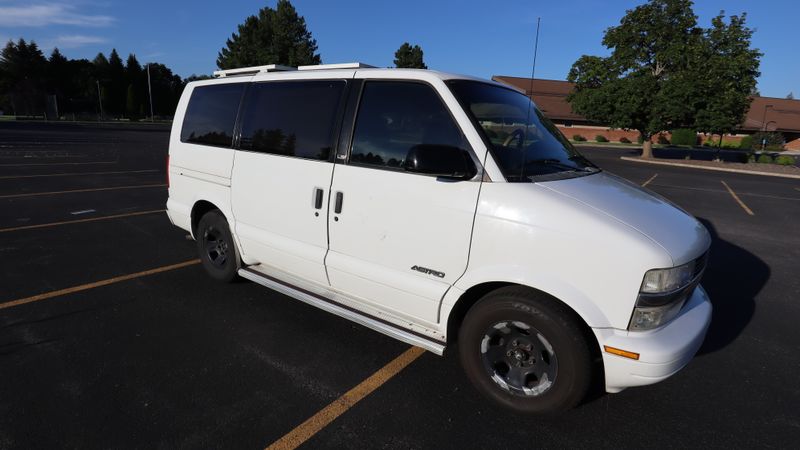 Picture 3/16 of a 1998 Chevy Astro for sale in Hayden, Idaho