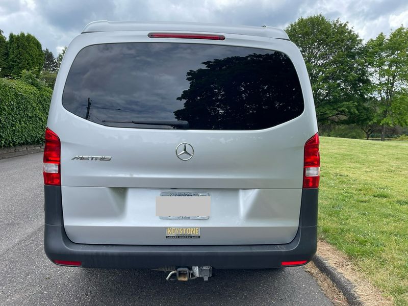 Picture 4/33 of a 2018 Mercedes Metris camper van for sale in Portland, Oregon
