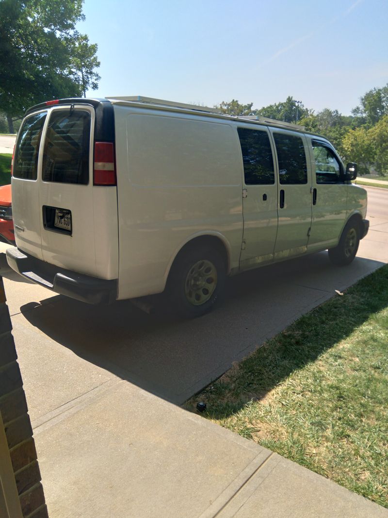 Picture 1/20 of a 2009 Chevrolet Express Campervan for sale in Omaha, Nebraska