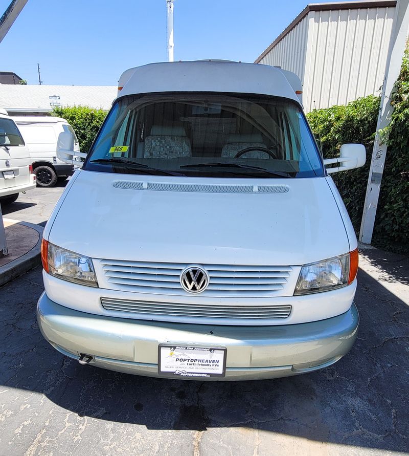 Picture 2/24 of a 2002 Winnebago Rialta HD #966 for sale in Yucaipa, California