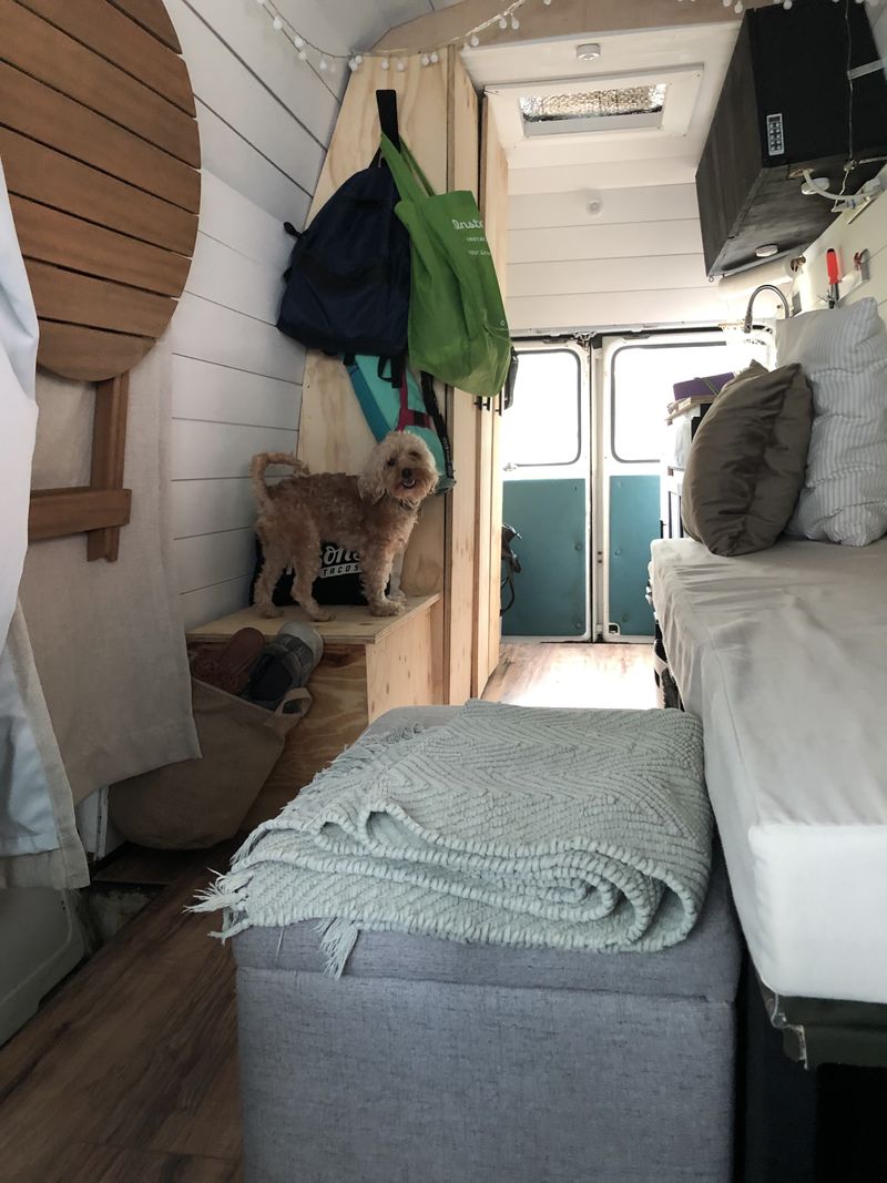 Picture 3/14 of a Vintage 90s Camper Van for sale in Los Angeles, California