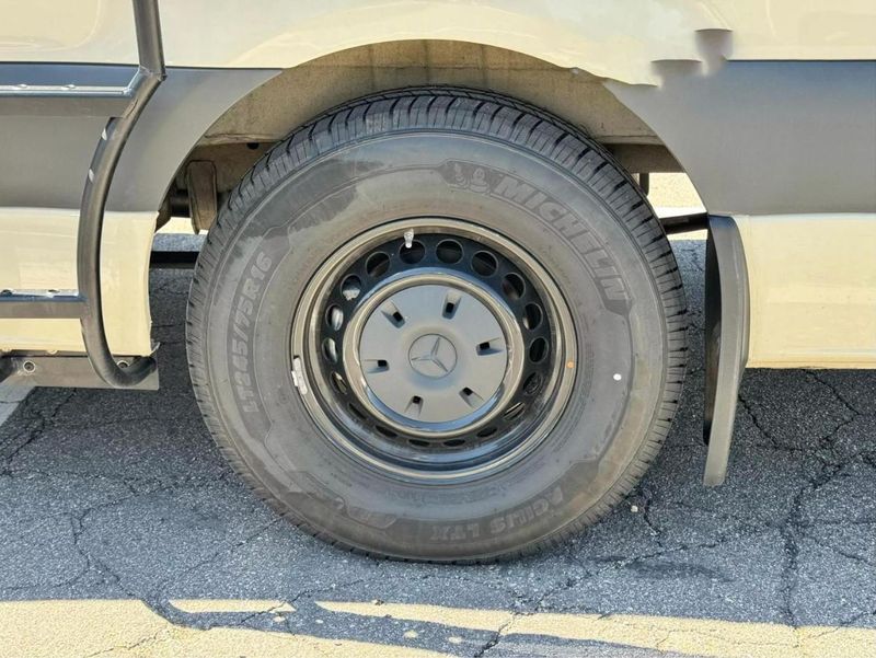 Picture 4/45 of a Mercedes Benz Sprinter 2500 for sale in Salt Lake City, Utah