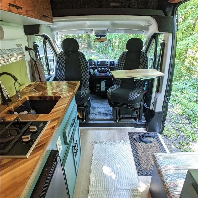 Picture 6/10 of a 159 Ram Promaster Camper (Finance half) for sale in Chattanooga, Tennessee