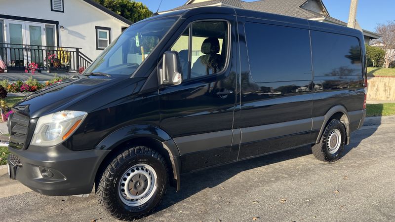 Picture 2/13 of a 2017 Mercedes Benz Sprinter 2500 144 for sale in Torrance, California