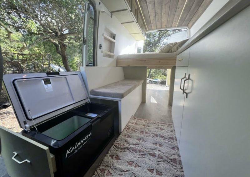 Picture 3/12 of a 2006 Mercedes Sprinter 3500 for sale in Sebastopol, California