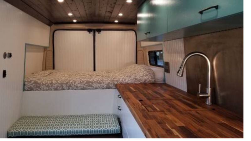 Picture 4/18 of a 2018 Solar Ram Promaster(sprinter, transit) for sale in Encinitas, California