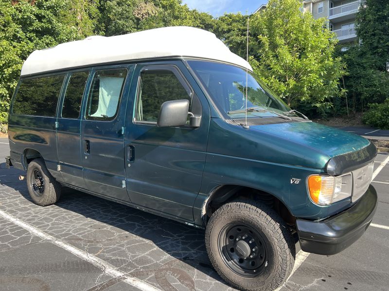 Picture 3/18 of a 1999 Ford E-350 Camper Van for sale in Atlanta, Georgia