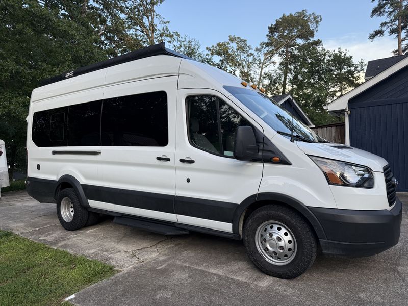 Picture 3/10 of a 2019 Ford Transit 350HD XLT for sale in Chattanooga, Tennessee