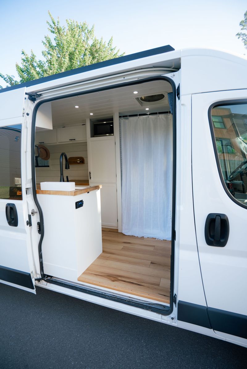 Picture 3/31 of a 2020 RAM Promaster 3500 - 159” High Roof (64,410 Miles) for sale in Santa Rosa Beach, Florida