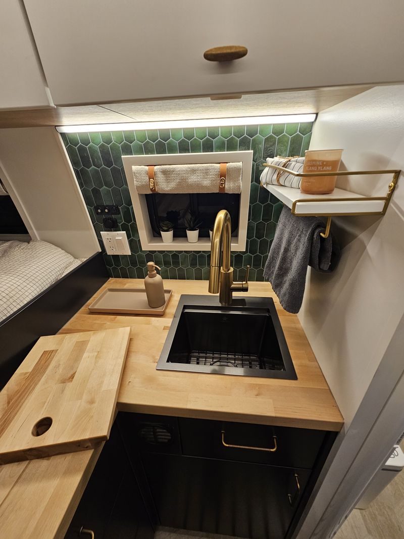 Picture 5/14 of a 2025 Mercedes Campervan – Luxury Adventure for 4 on Wheels! for sale in Papillion, Nebraska