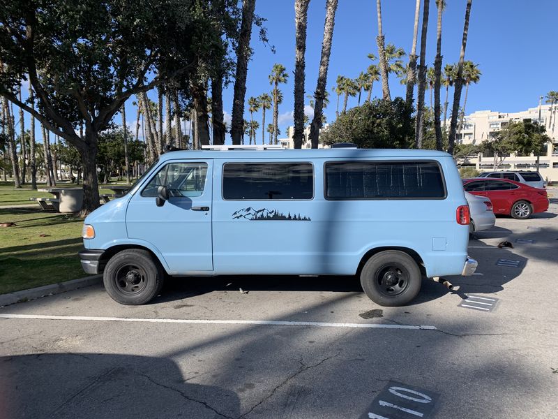 Picture 1/10 of a 1997 Dodge Ram Campervan for sale in Portland, Oregon