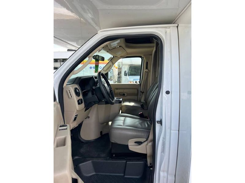 Picture 5/17 of a Four Winds - Thor 2024 Four Winds 22E for sale in Phoenix, Arizona