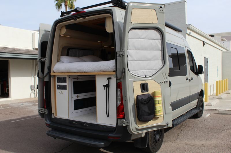 Picture 4/44 of a 2022 4x4 Sprinter Mercedez 144WB High Roof for sale in Phoenix, Arizona