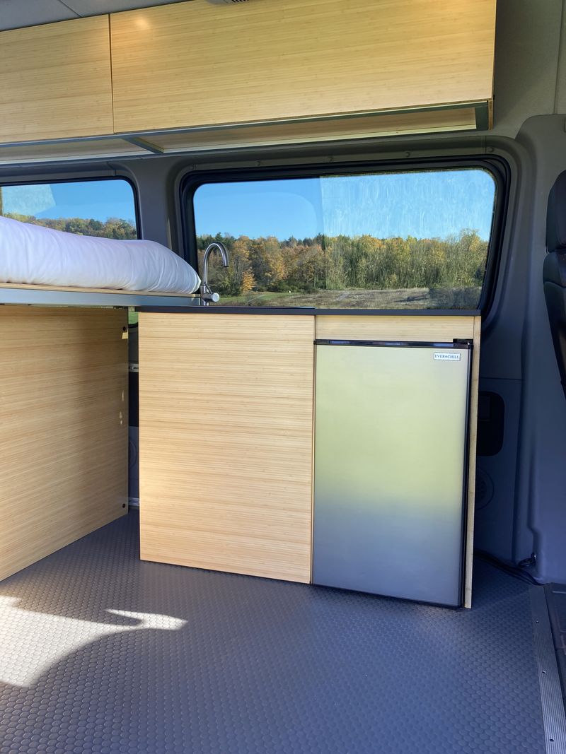 Picture 6/16 of a 2018 Mercedes Sprinter Camper Van for sale in Burlington, Vermont