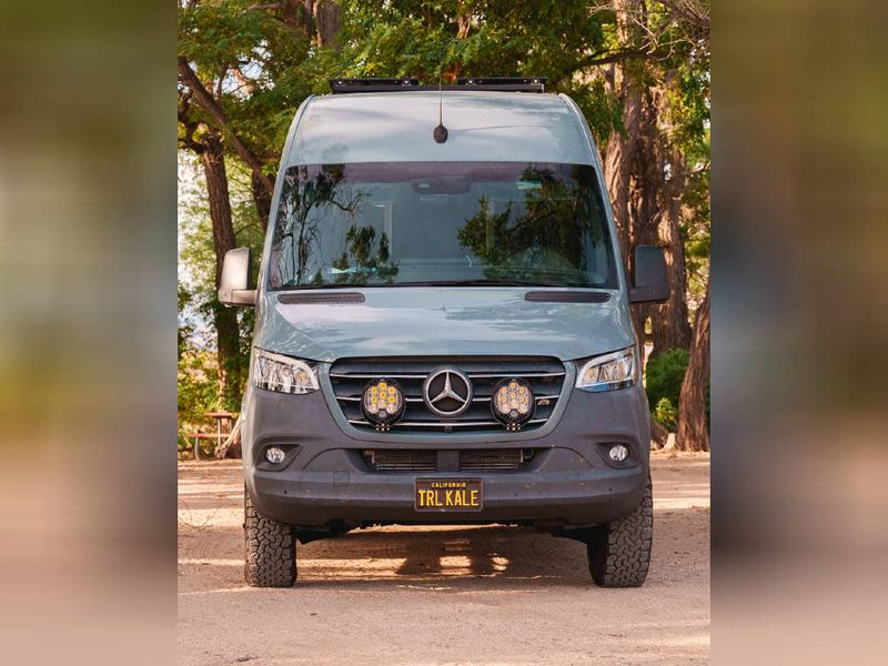 Picture 3/30 of a 2019 Mercedes Sprinter Van - 144" WB for sale in Sacramento, California