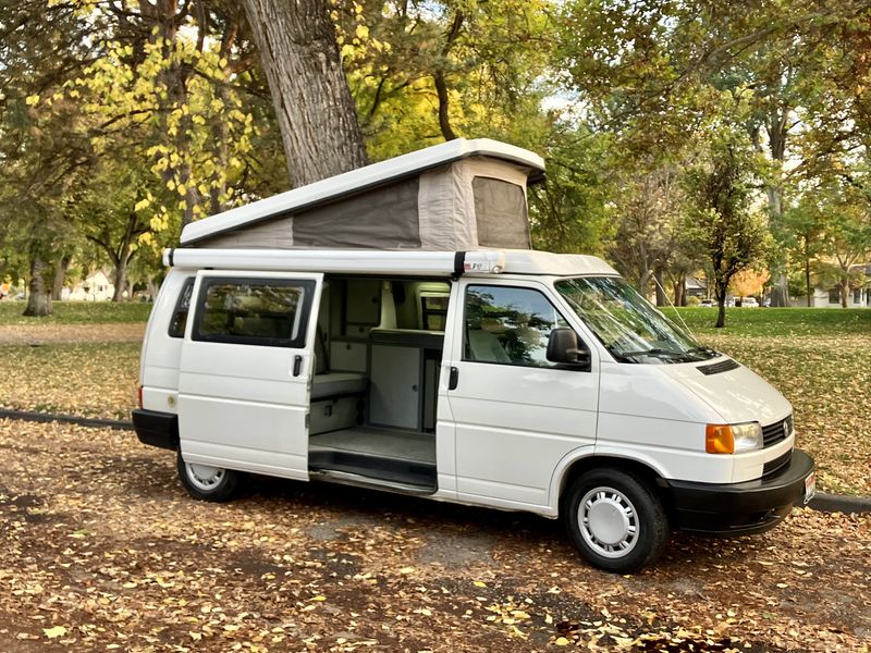 Picture 1/19 of a 1995 VW Eurovan Camper for sale in Boise, Idaho