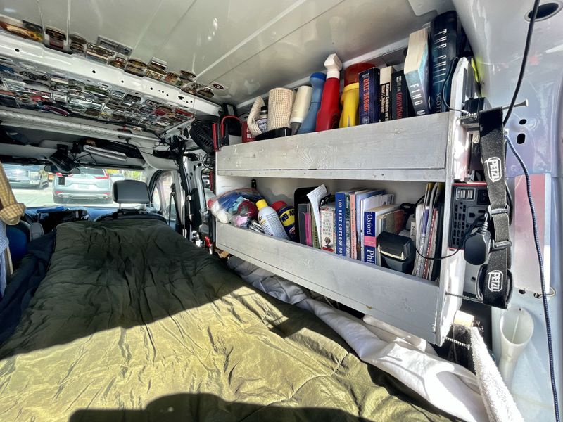 Picture 5/42 of a 2016 Ford Transit Connect Camper Cargo Van for sale in Saint Petersburg, Florida