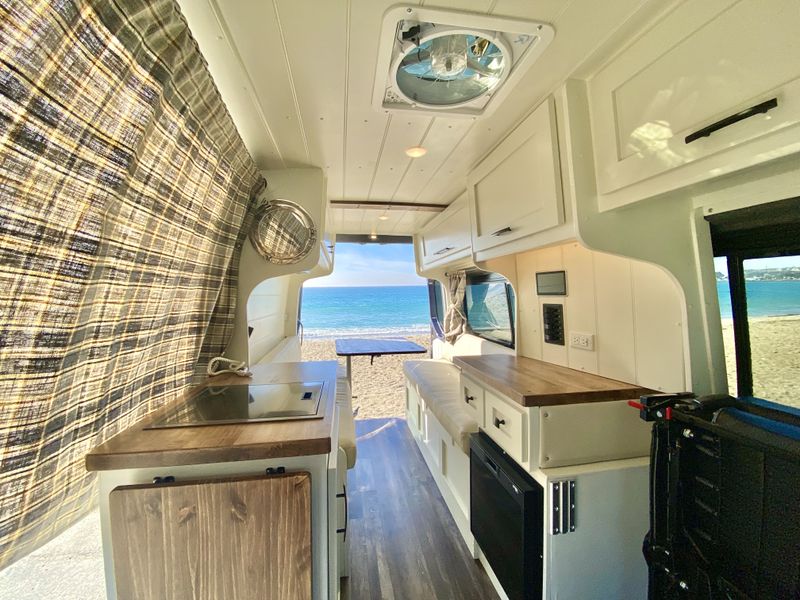 Picture 5/25 of a 2023 Sprinter AWD Camper Van for sale in San Clemente, California
