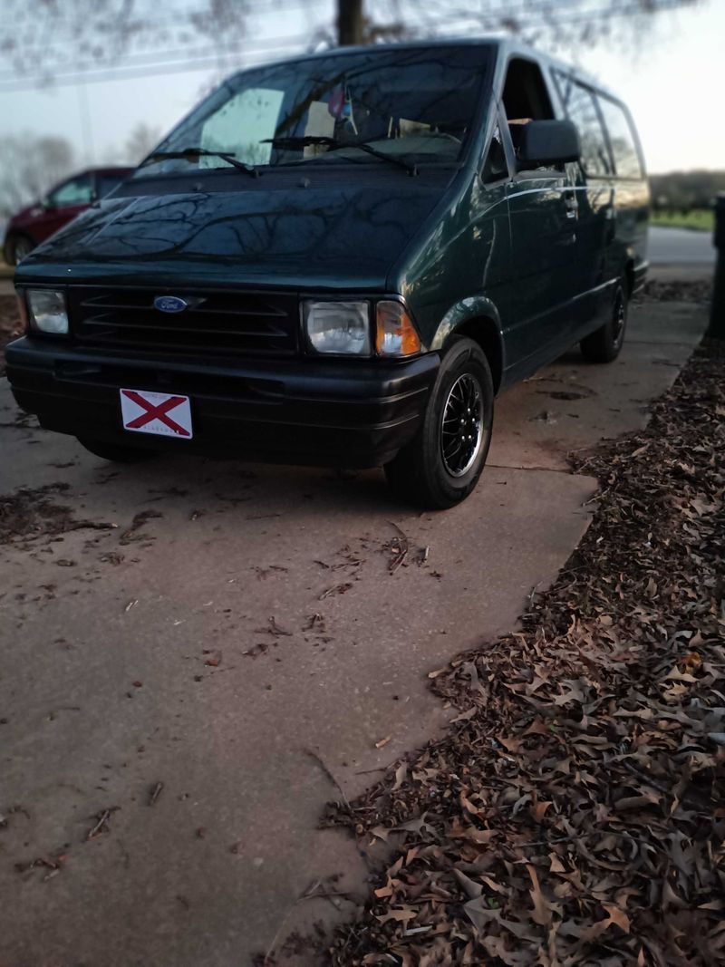 Picture 2/7 of a 1996 Ford Aerostar for sale in Athens, Alabama