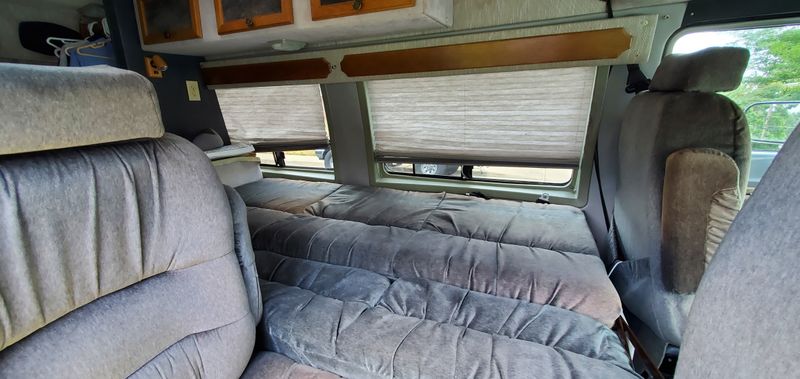 Picture 5/8 of a 92' Dodge B250 Camper (V8) *DROPPED PRICE* for sale in Boulder, Colorado