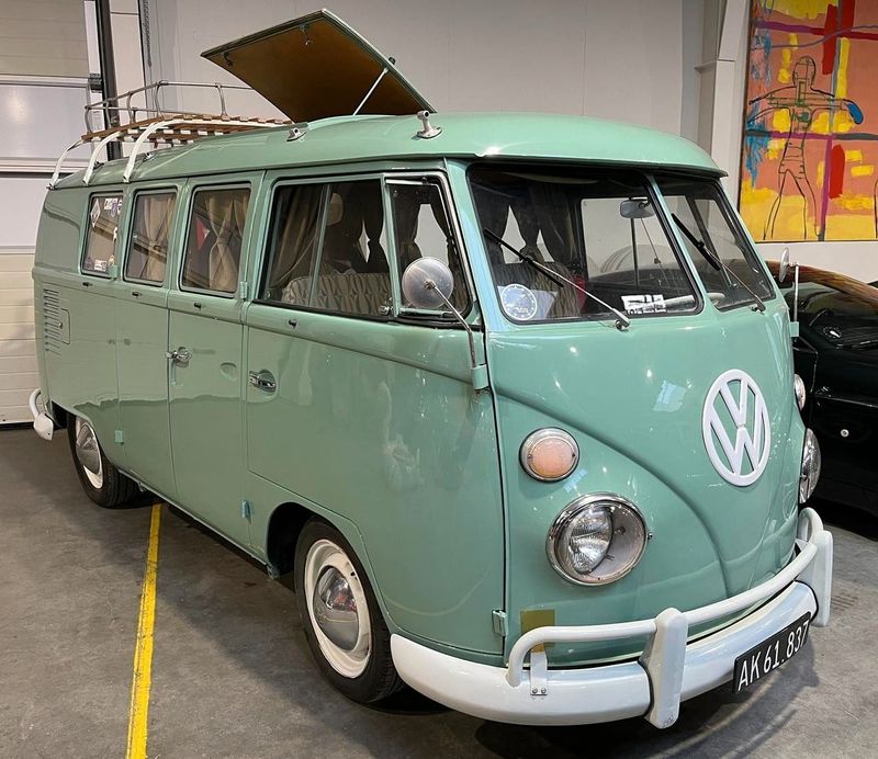 Picture 1/16 of a Original 1963 Volkswagen T1 Westfalia Split Screen Campervan for sale in Los Angeles, California