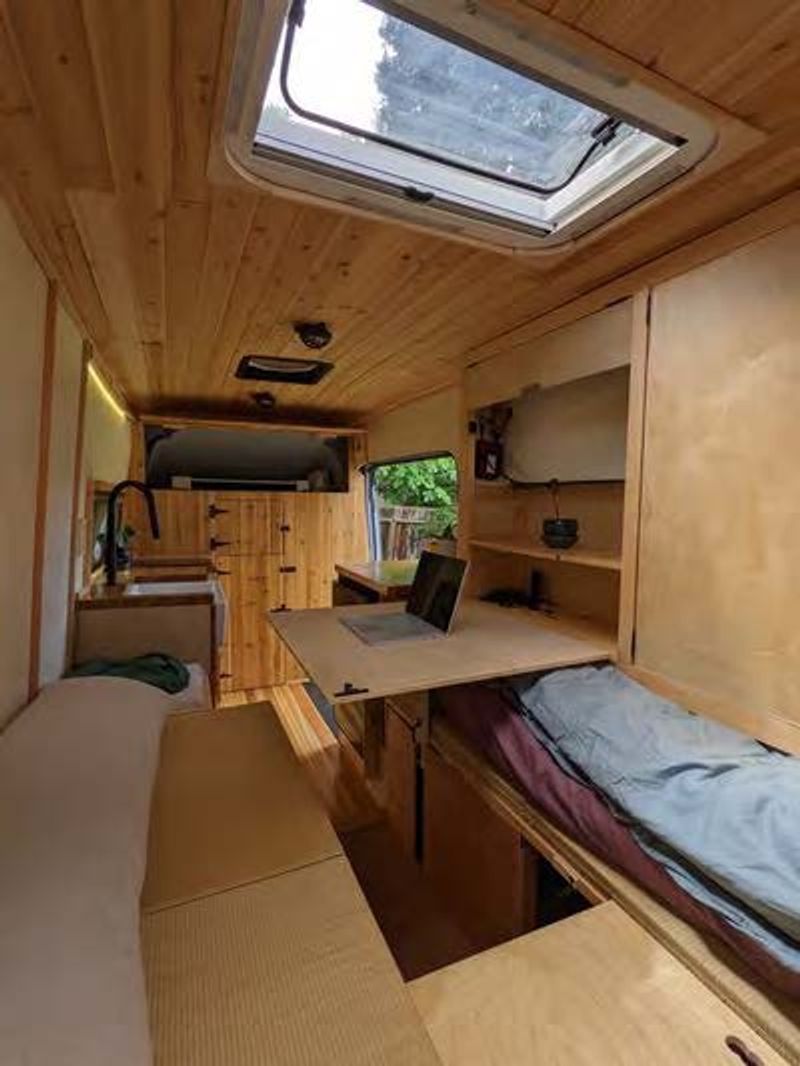 Picture 4/17 of a Self-contained solar 2019 Ford Transit high roof for sale in Medford, Oregon