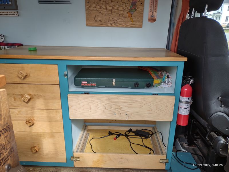 Picture 5/10 of a Self-converted Campervan for sale in South Ryegate, Vermont