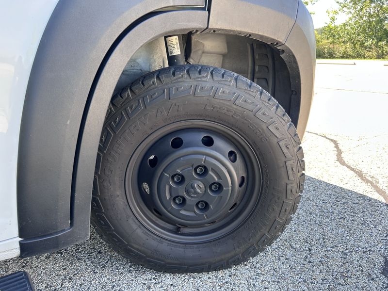 Picture 5/15 of a 2016 Ram Promaster Campervan - low miles for sale in Mundelein, Illinois