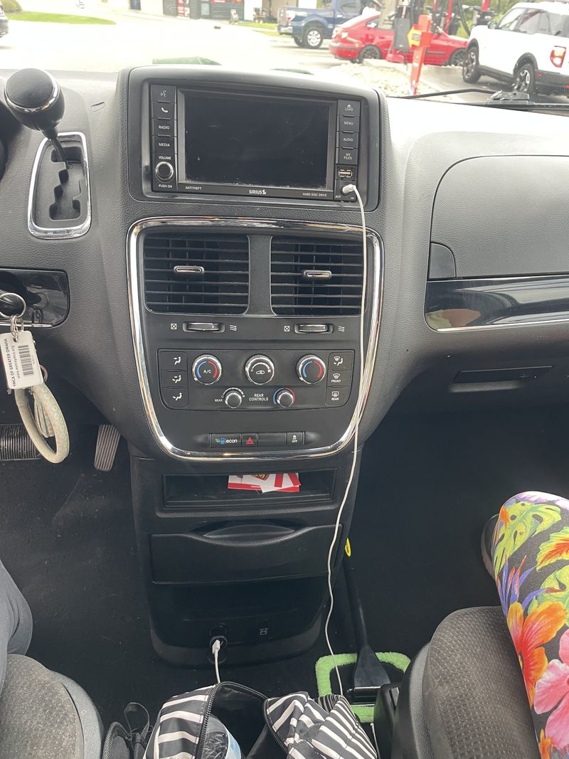 Picture 5/12 of a Dodge grand caravan for sale in Omaha, Nebraska
