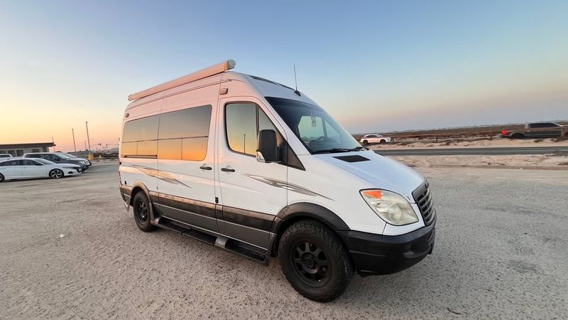 Picture 1/10 of a 2008 Sprinter Roadtrek SS Agile for sale in Sunset Beach, California