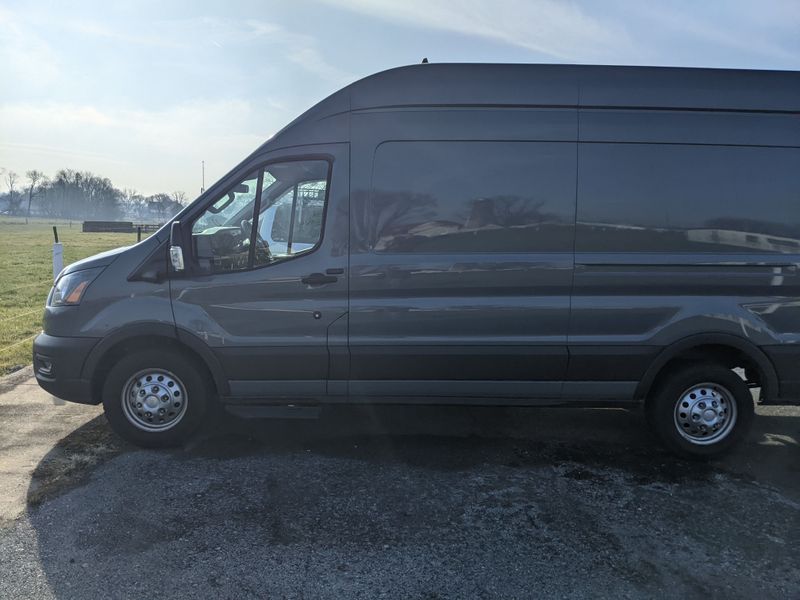 Picture 4/14 of a 2023 AWD Ford Transit 250 XL High Roof for sale in Lancaster, Pennsylvania