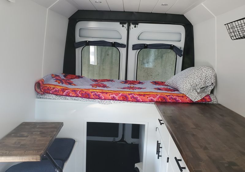 Picture 2/5 of a 2021 Dodge Pro Master 1500 High Roof for sale in Eatonville, Washington
