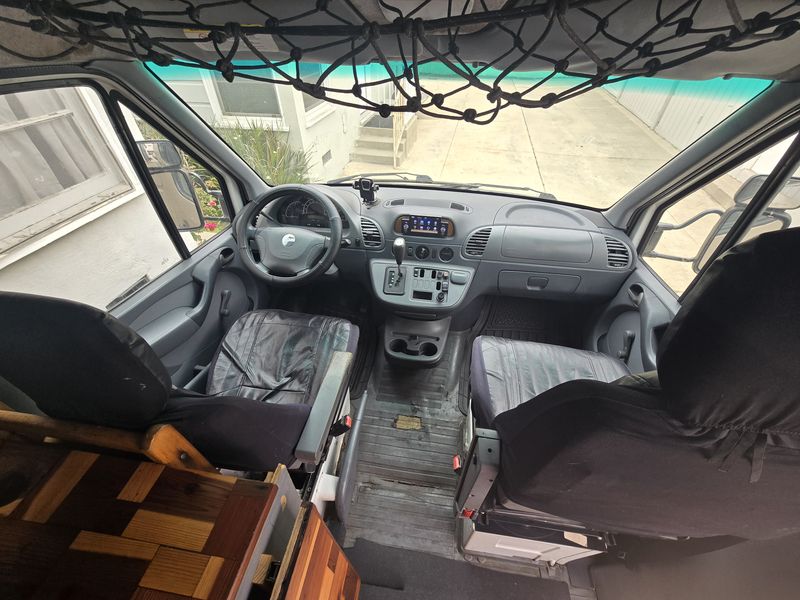 Picture 4/26 of a 2006 Freightliner Sprinter Van Conversion for sale in Los Angeles, California