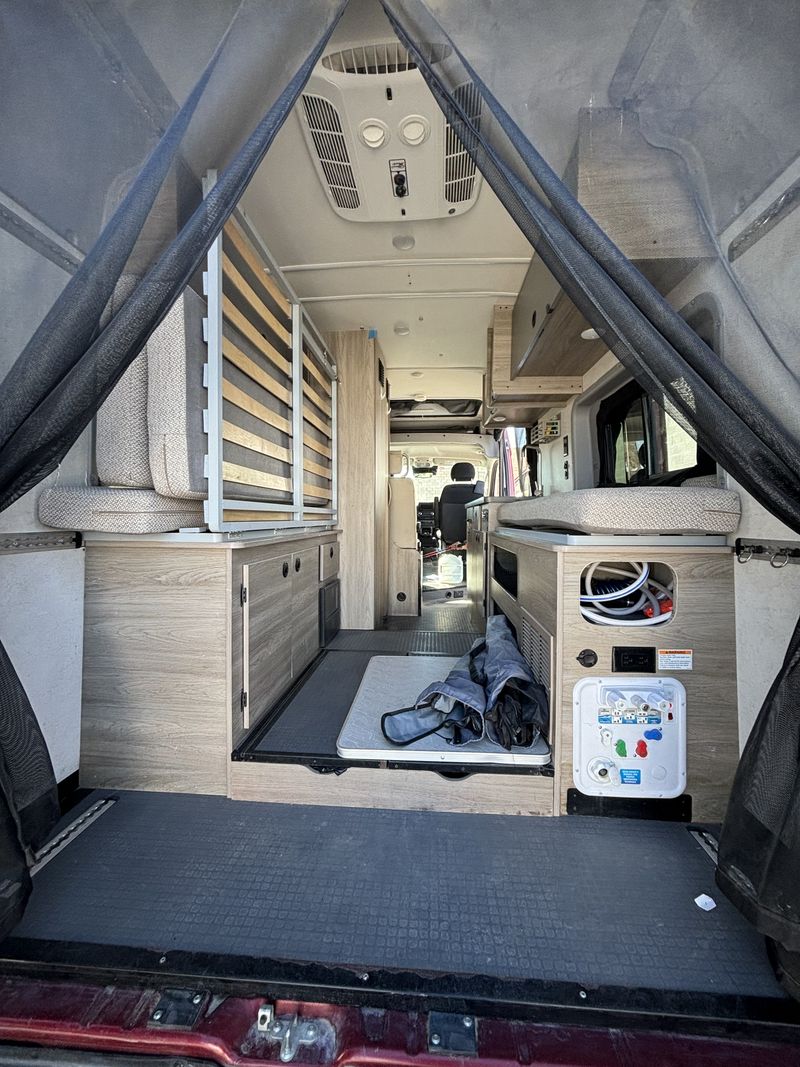 Picture 5/25 of a 2023 Winnebago Solis 59PX for sale in Los Angeles, California