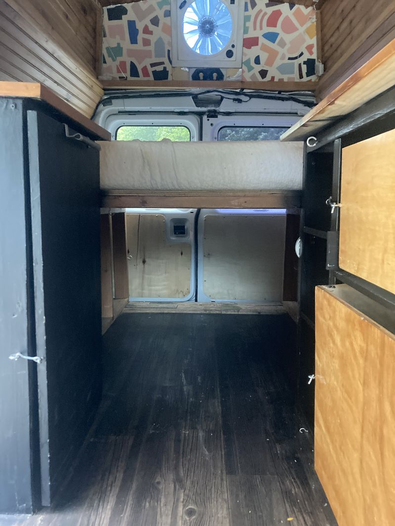 Picture 4/9 of a 2005 Converted Ford Econoline E250 for sale in Mankato, Minnesota