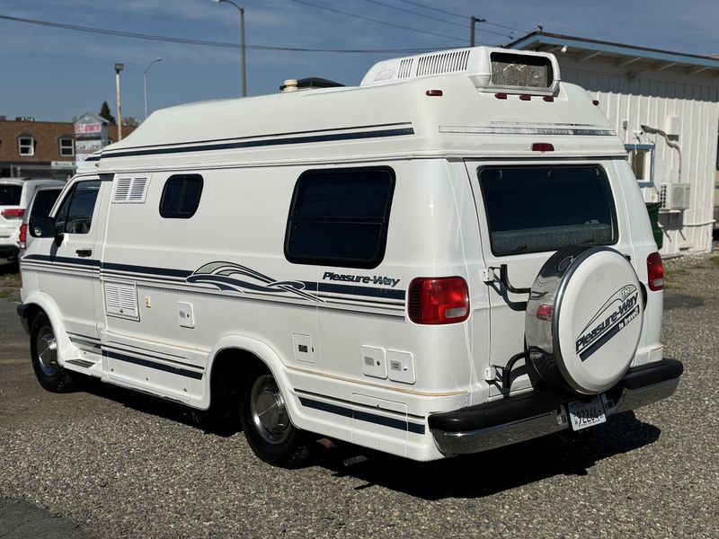 Picture 3/43 of a 1998 Pleasure Way for sale in Orangevale, California