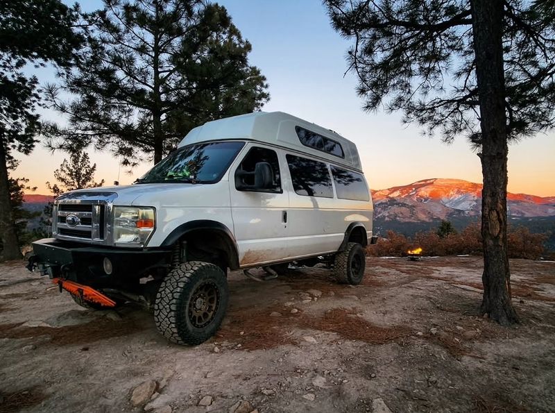 Picture 1/25 of a 2008 FORD E-350 4x4 - High Clearance -Expedition Camper Van for sale in Sierra Vista, Arizona