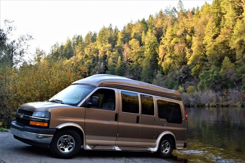 Picture 1/24 of a All Wheel Drive Conversion Van 2003 Chevy Express Regency for sale in Boise, Idaho