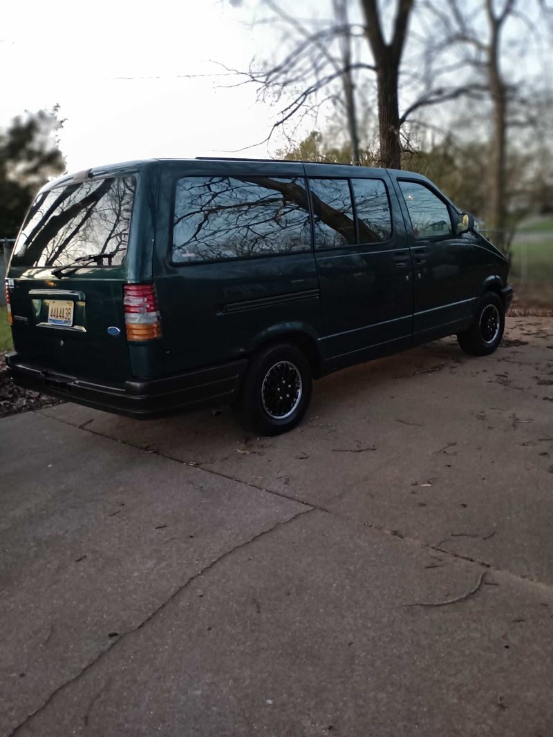 Picture 1/7 of a 1996 Ford Aerostar for sale in Athens, Alabama