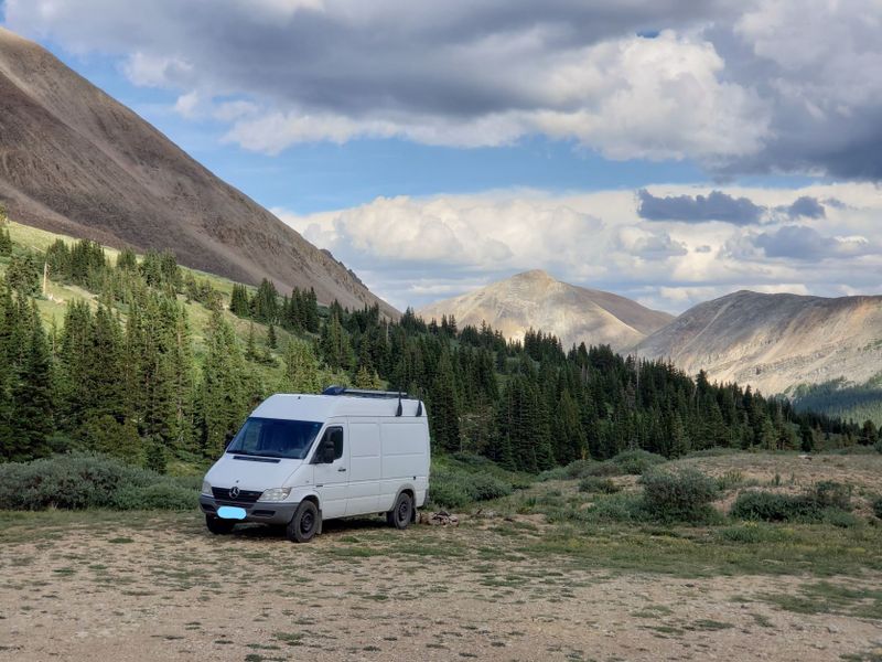 Picture 3/6 of a 2006 Dodge Sprinter 2500 Campervan for sale in Denver, Colorado