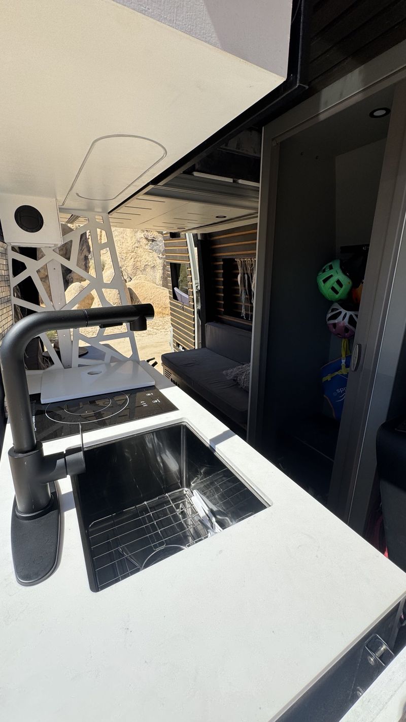 Picture 3/30 of a 144 Sprinter van / warranty / shower / sits 5 / bed lift for sale in Big Bear City, California