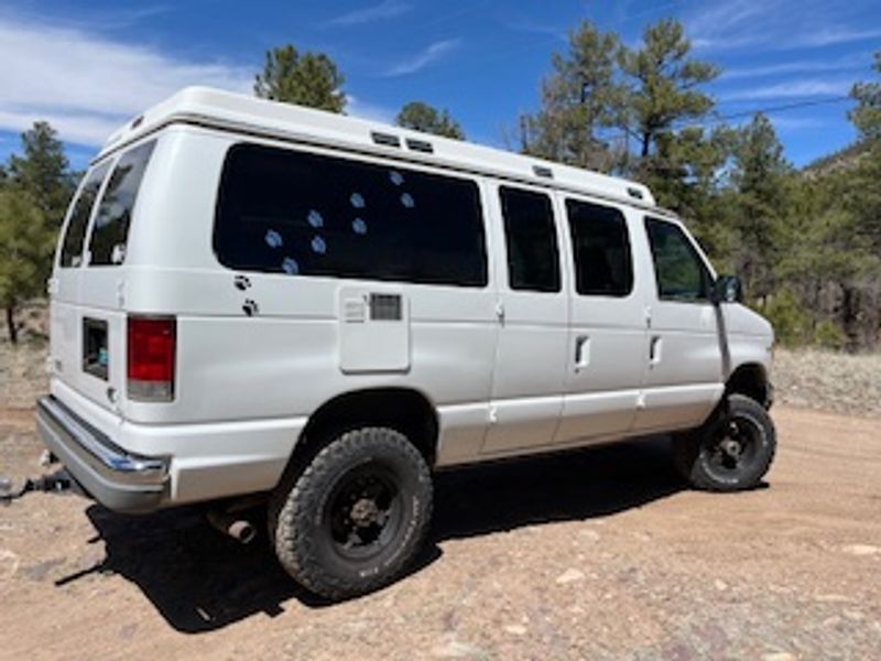 Picture 2/12 of a 2000 Sportsmobile Class B for sale in Magdalena, New Mexico