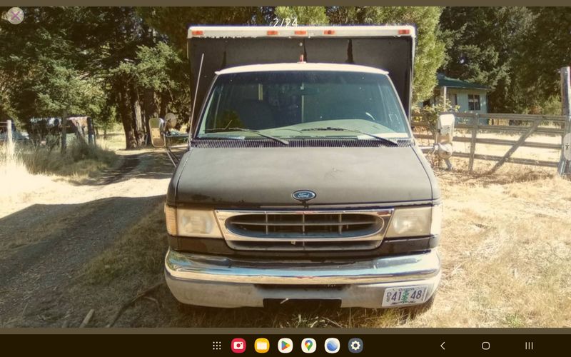 Picture 4/20 of a 1999 Ford E350 Diesel Ambulance/Camper for sale in Tiller, Oregon