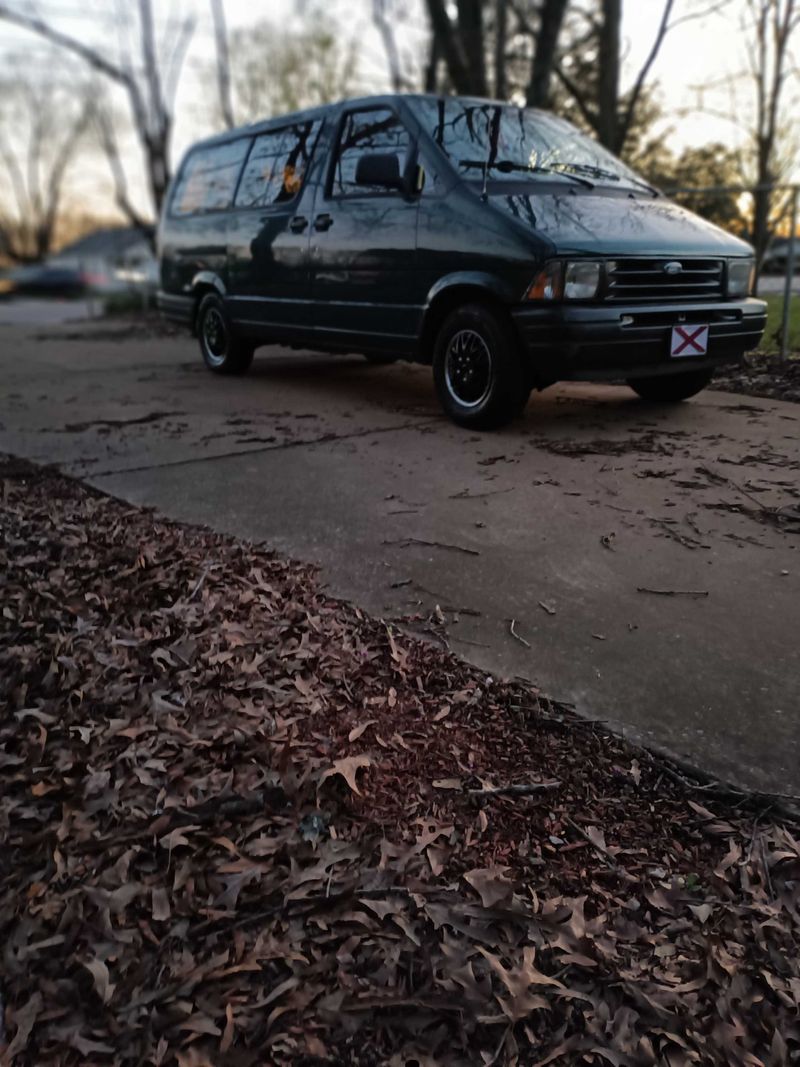 Picture 3/7 of a 1996 Ford Aerostar for sale in Athens, Alabama