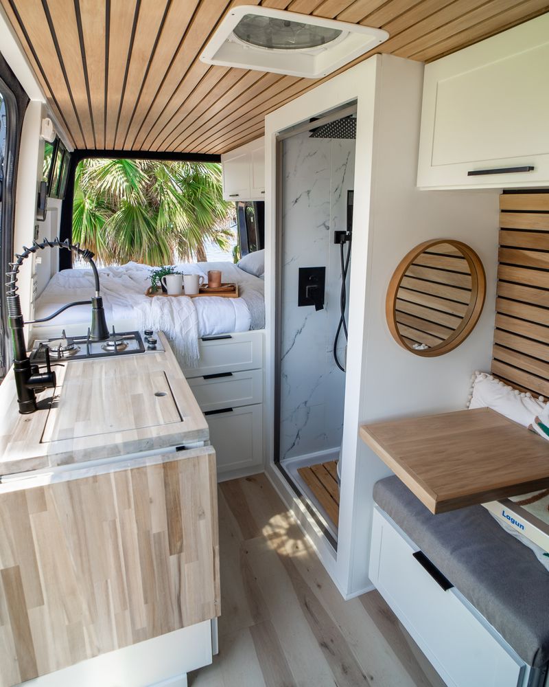 Picture 4/33 of a Mercedes Sprinter Van "Zen" Designed by Sun Built for sale in San Diego, California