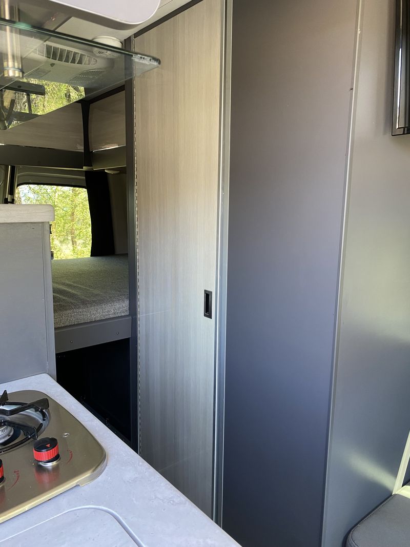 Picture 5/19 of a 2023 Sprinter Thor Tranquility 19L for sale in Lee Vining, California