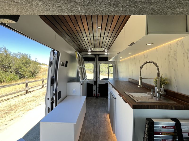Picture 4/29 of a 2020 Ford Transit AWD 148" HR EcoBoost – Luxury 8020 Camper for sale in San Francisco, California