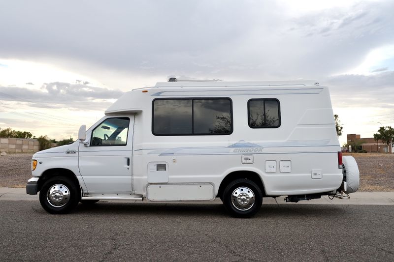 Picture 4/23 of a 1998 Ford Chinook Premier for sale in Glendale, Arizona